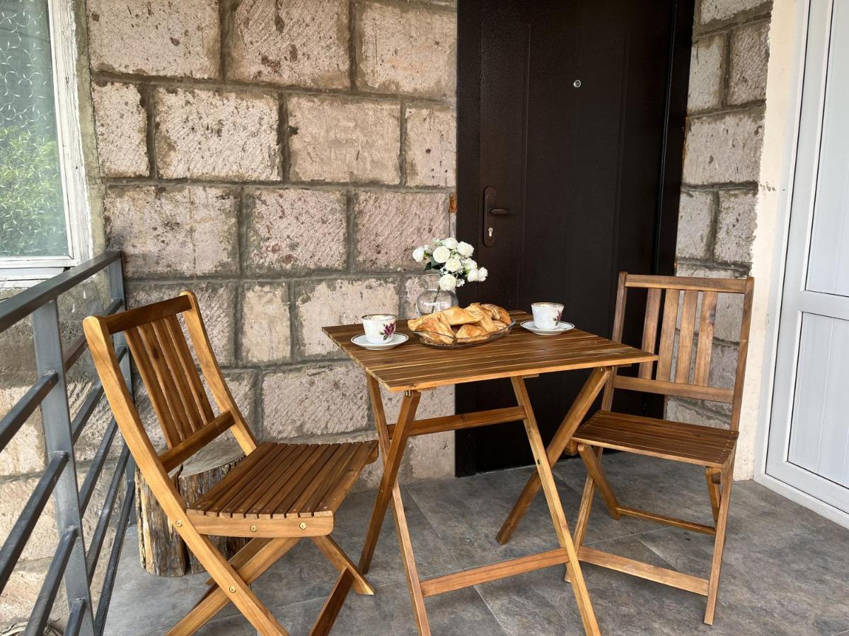 Дом В Аренду - Kharberd House, Долгосрочная И Краткосрочная Аренда Yerevan Exterior foto